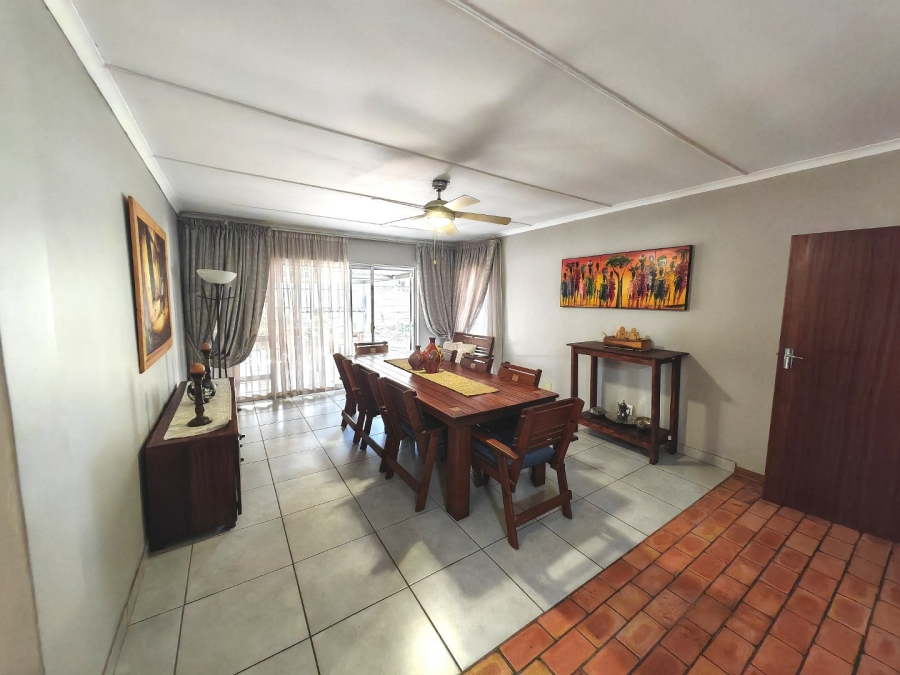 5 Bedroom Property for Sale in Heuwelsig Free State